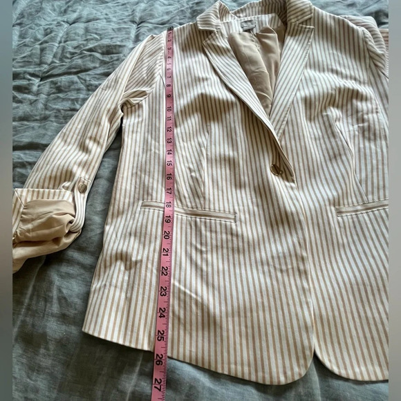 Chico’s Size 3 Bi-Stretch Tan White Striped Fully Lined Blazer Classic - Picture 7 of 7